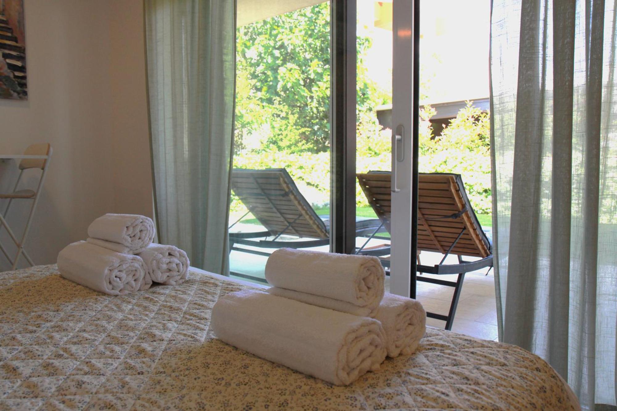 Studio Apartment Rosa Krk Krk Town Exterior photo
